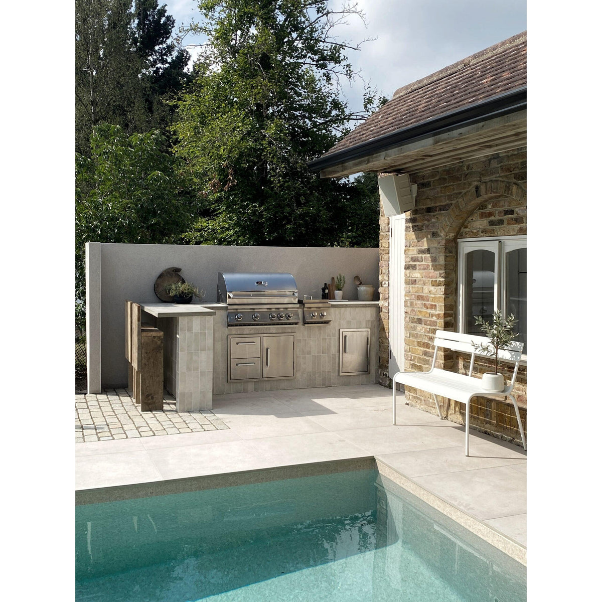 Whistler 34-Inch Stainless Steel Built-In 4 Burner Gas Grill