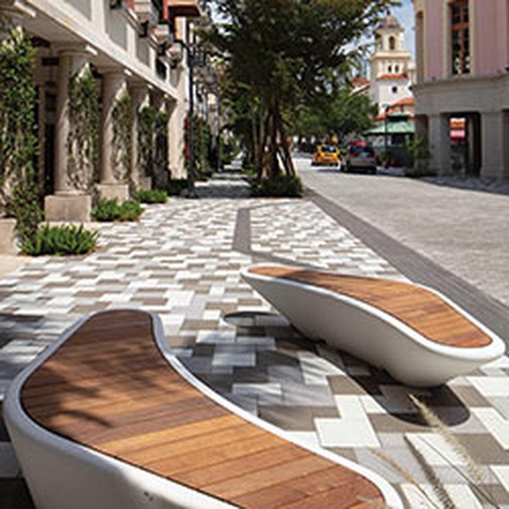 Wausau Tile official product image | Quattro Series | source https://wausautile.com/media/products/Estate-1-thumb.jpg