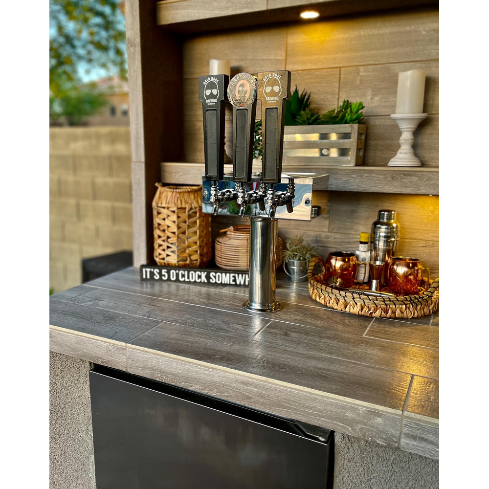 Fantasy Island 20'x20' (70" TV) | MPB fit frame 1000x1000