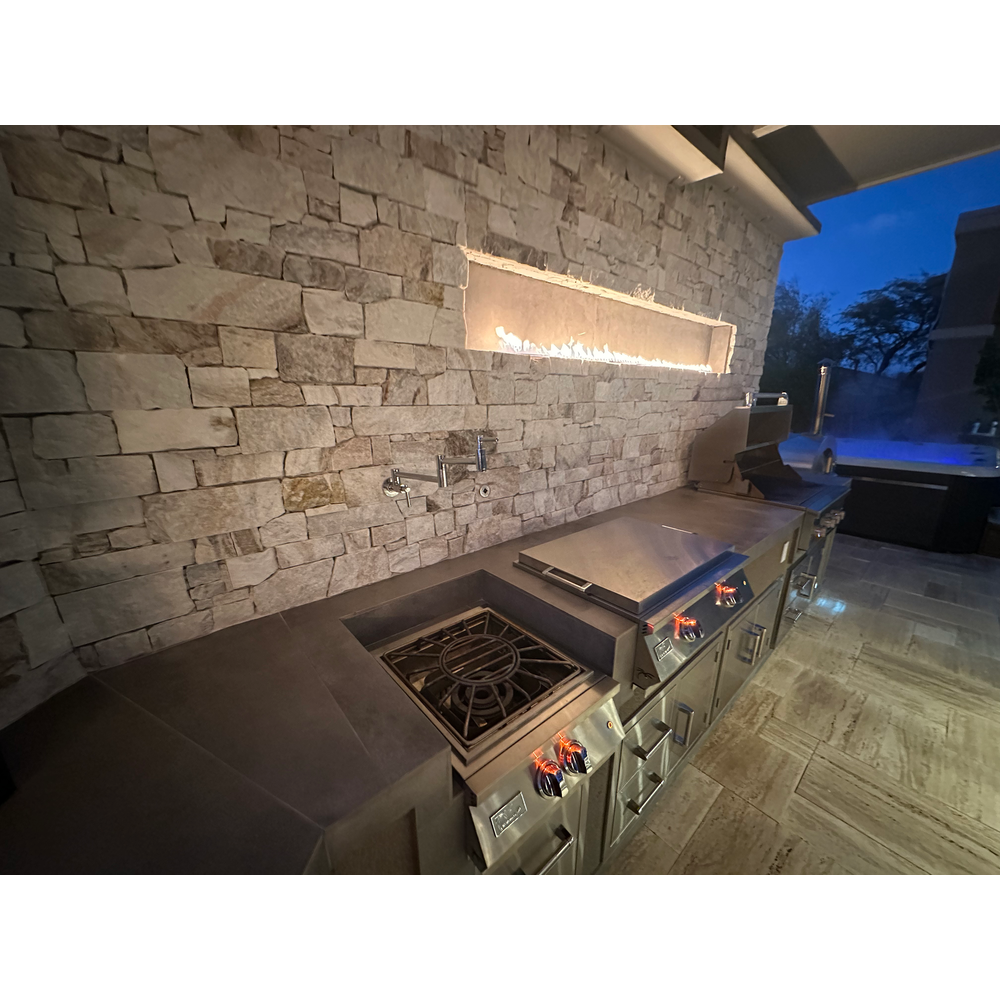 Luxury Outdoor Kitchen BBQ Grill Island | MPB fit frame 1000x1000