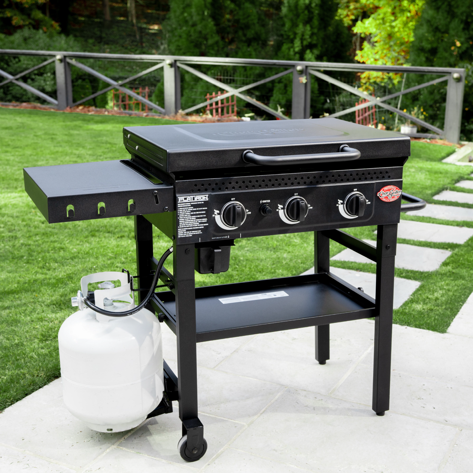 Char-Griller Flat Iron 3-Burner Gas Griddle Black
