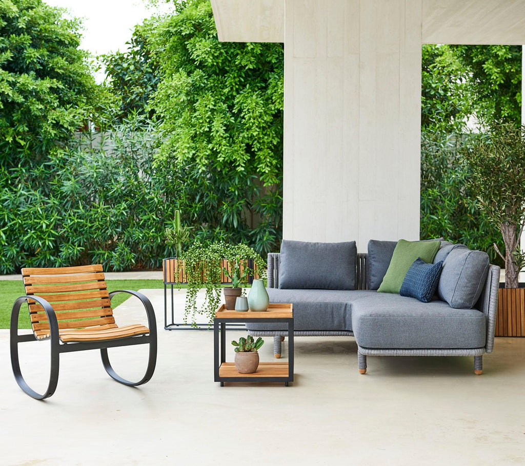 https://cdn.shopify.com/s/files/1/0580/8072/3044/files/Cane-line-Moments-Sofa-Corner-Module-3.jpg?v=1746017404