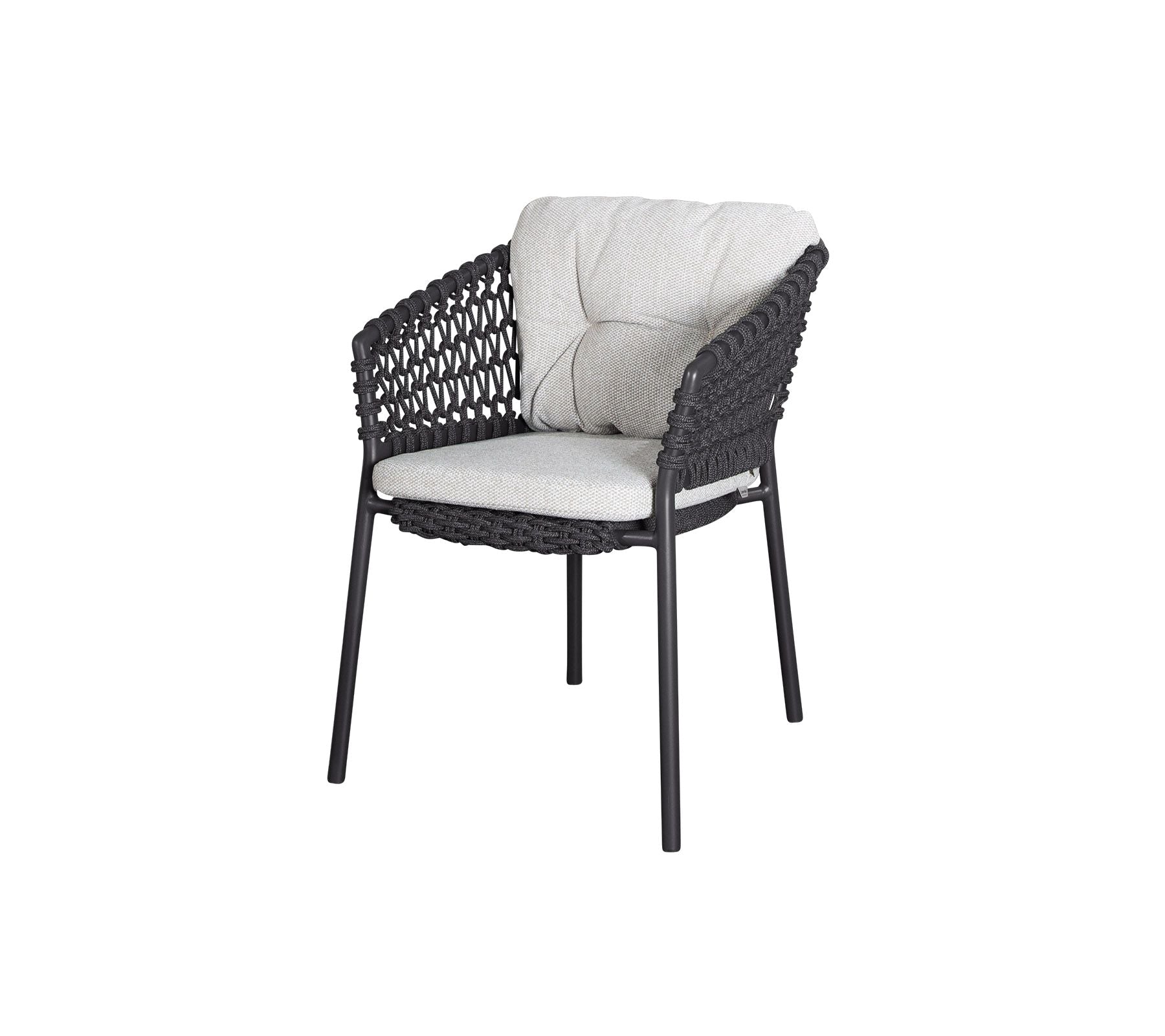 https://cdn.shopify.com/s/files/1/0580/8072/3044/files/Cane-line-Ocean-Chair-30.jpg?v=1746076304
