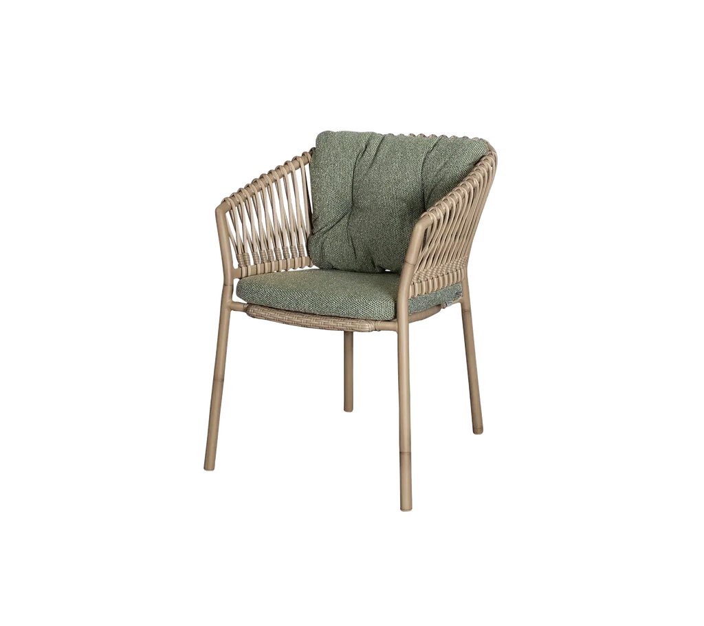 https://cdn.shopify.com/s/files/1/0580/8072/3044/files/Cane-line-Ocean-Chair-39.webp?v=1746076305
