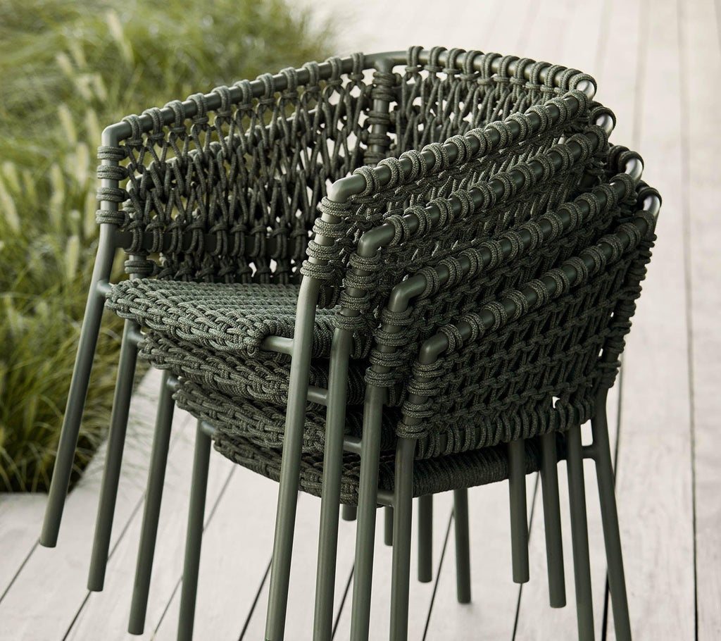 https://cdn.shopify.com/s/files/1/0580/8072/3044/files/Cane-line-Ocean-Chair-9.jpg?v=1746076301