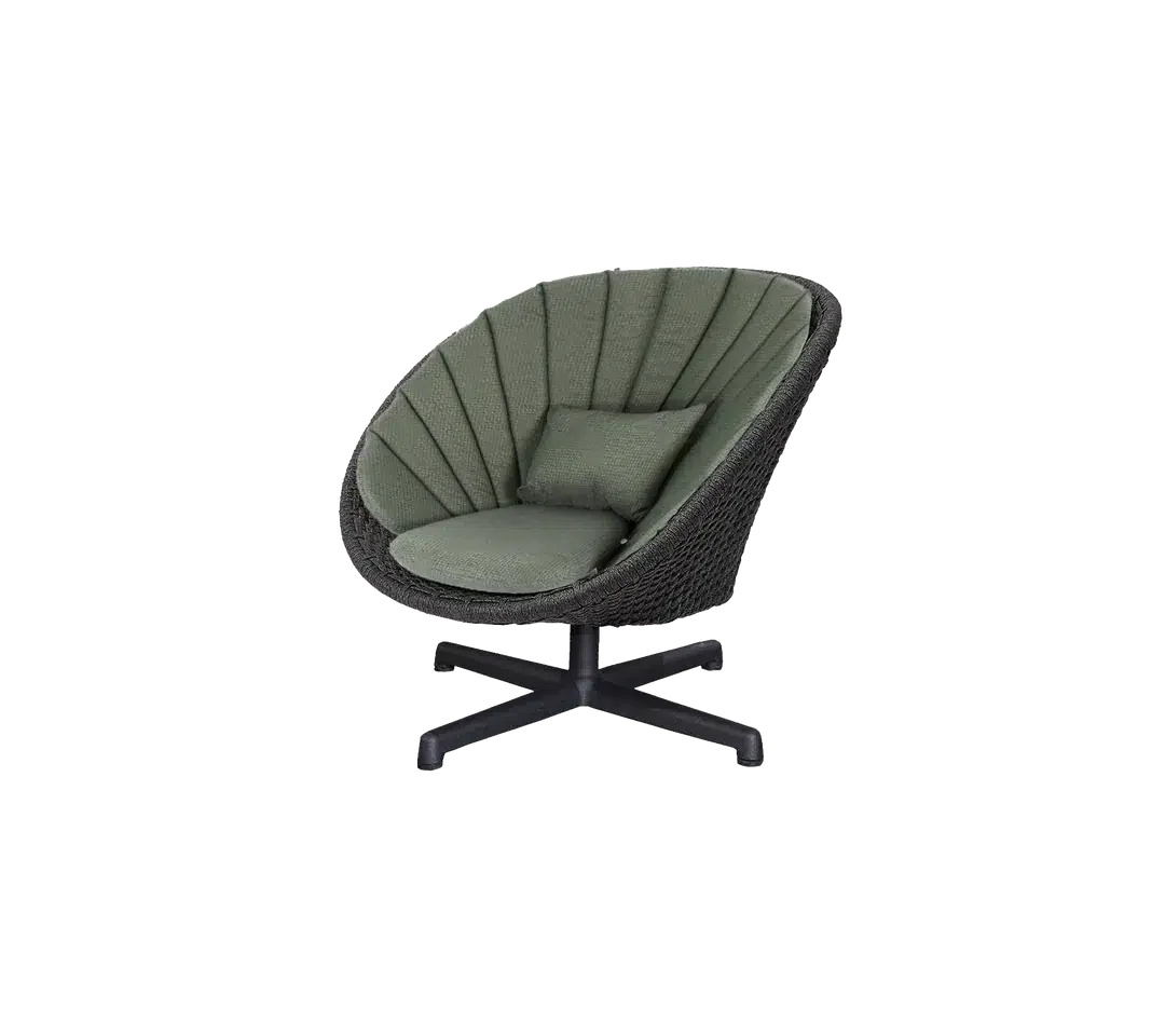 https://cdn.shopify.com/s/files/1/0580/8072/3044/files/Cane-line-Peacock-Lounge-Chair-with-Swivel-10.webp?v=1746015040