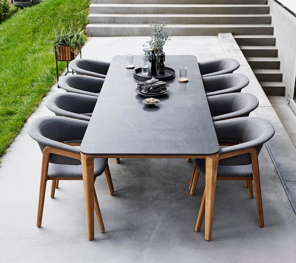 https://cdn.shopify.com/s/files/1/0495/7500/2280/files/Ikke-navngivet-1_0016_Luna_chair_aspect_table_208.jpg?v=1749092097