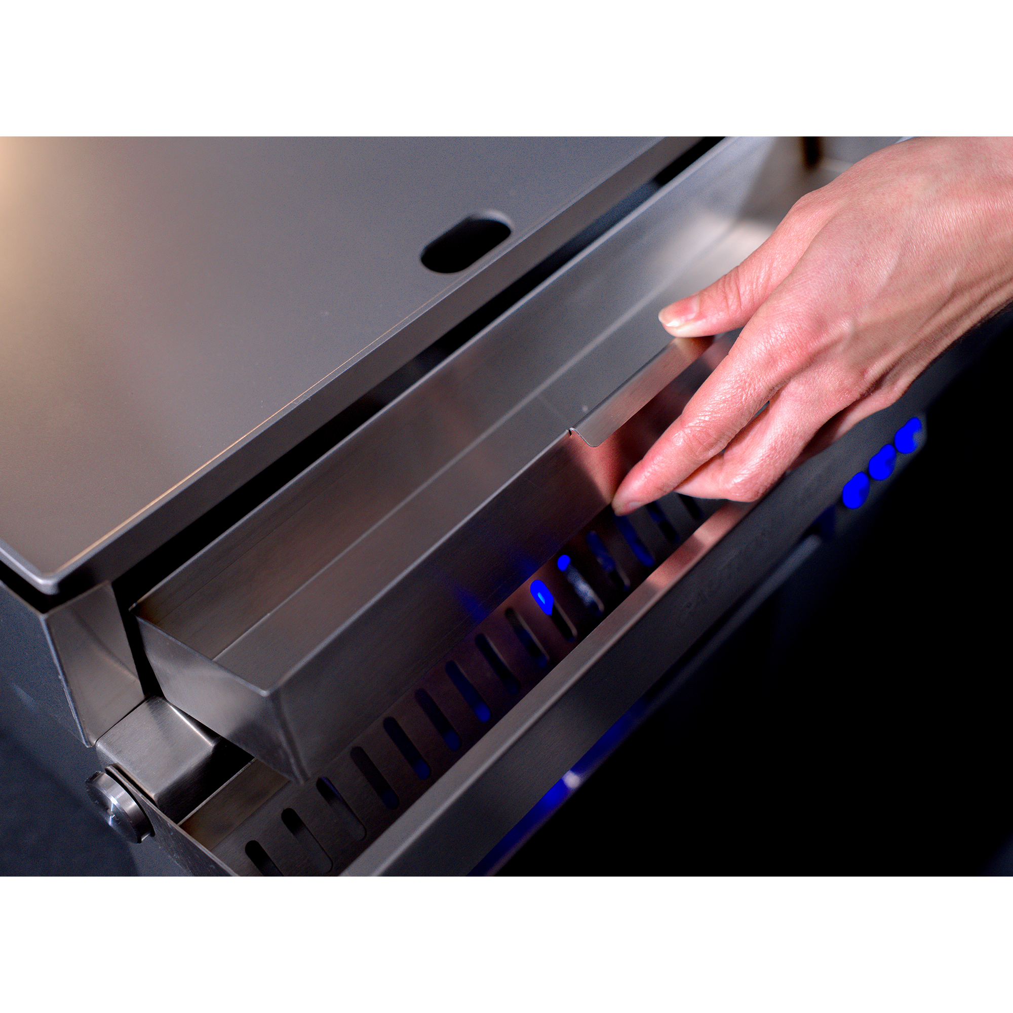 https://cdn.shopify.com/s/files/1/0346/0022/2859/files/LeGriddleProSeries40GasGriddle-OML40P3_2.png?v=1769717724