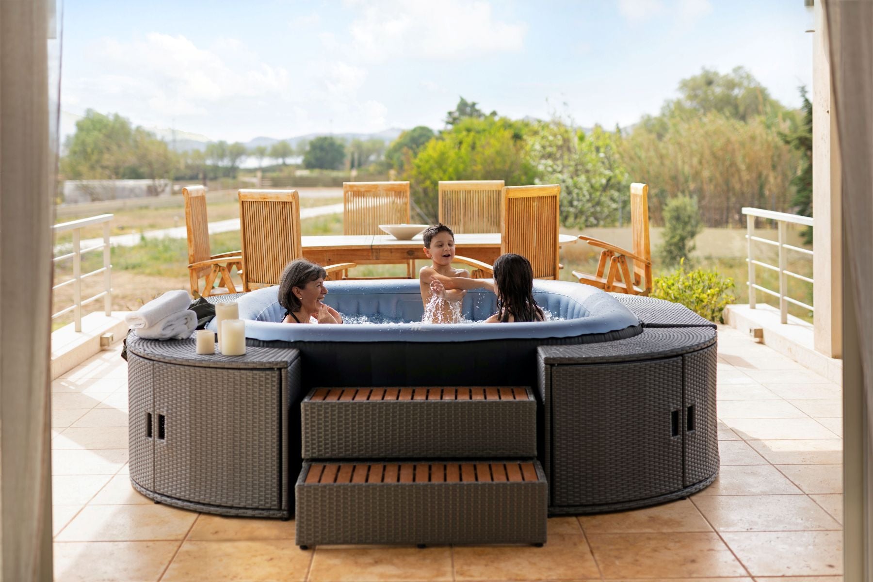 MSpa Tekapo 4-Person Inflatable Hot Tub Square Grey