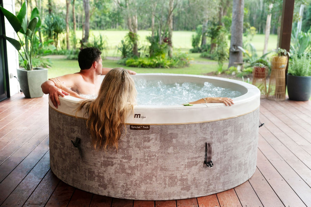 MSpa COCOON-ECO Inflatable Hot Tub 6 Person Thermal Insulation
