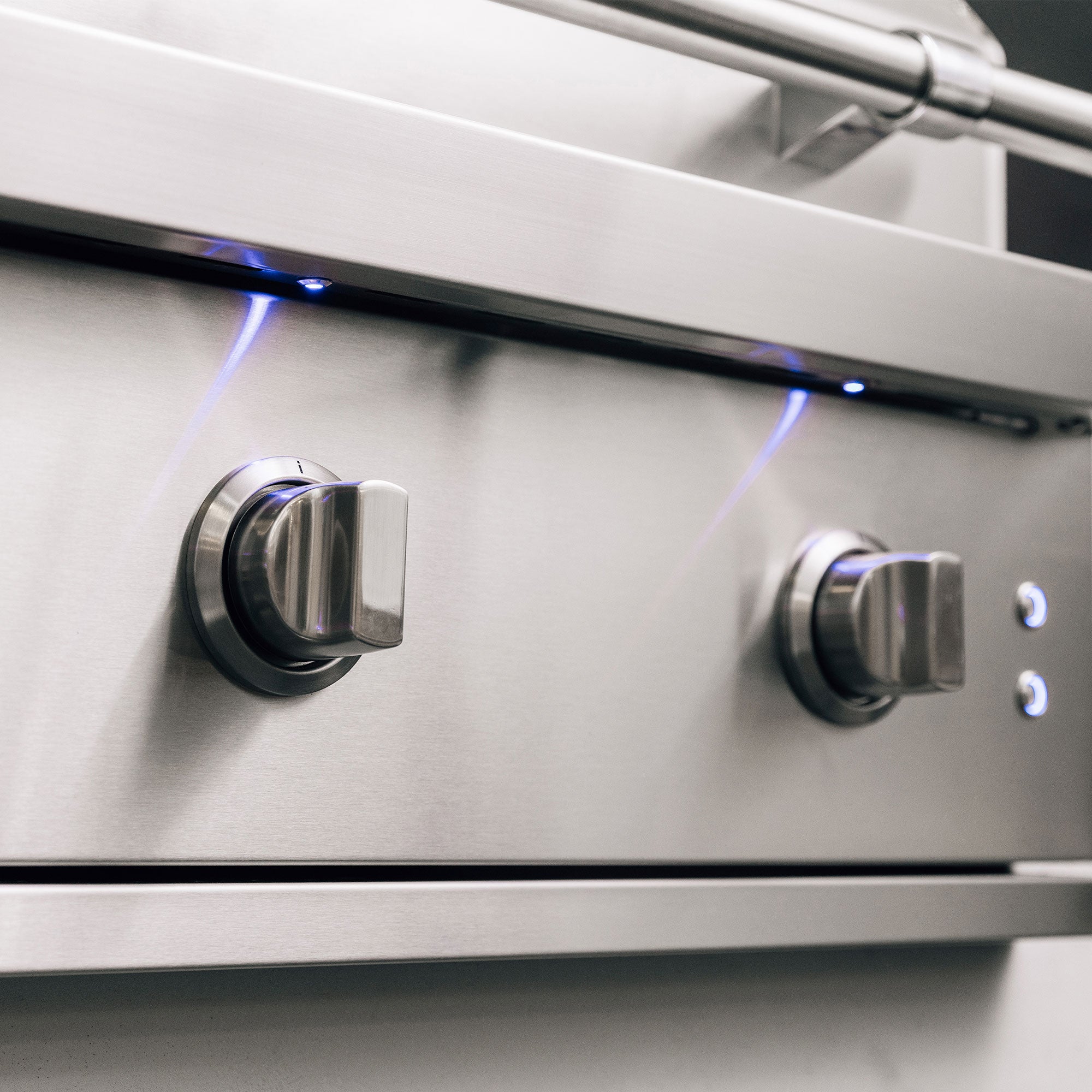 https://cdn.shopify.com/s/files/1/0338/9934/8108/files/ats36-atlas-grill-leds.jpg?v=1720686861