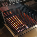 https://cdn.shopify.com/s/files/1/0338/9934/8108/products/estate-30-gas-grill-burners-grates_66511781-ce68-452a-bc62-97bd77595381.jpg?v=1704750199