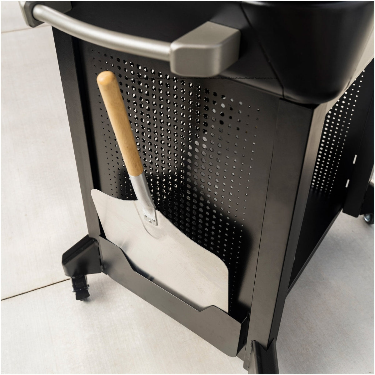 Blackstone Pizza Oven with Mobile Cart - 6825