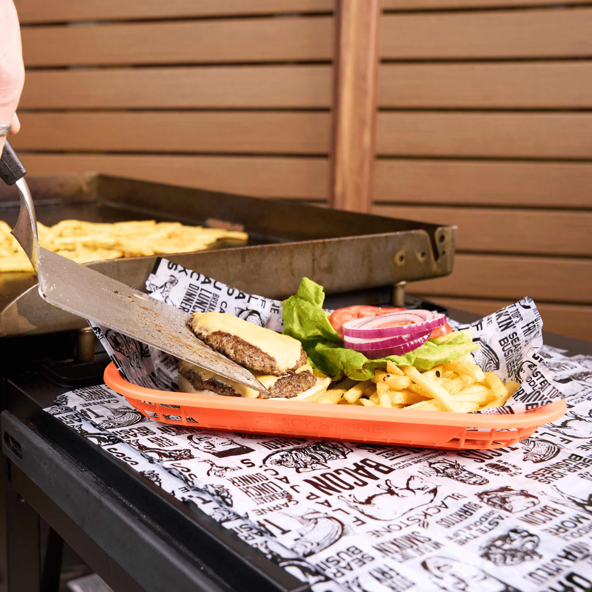 Blackstone Smash and Serve Burger Kit 7-Piece Set