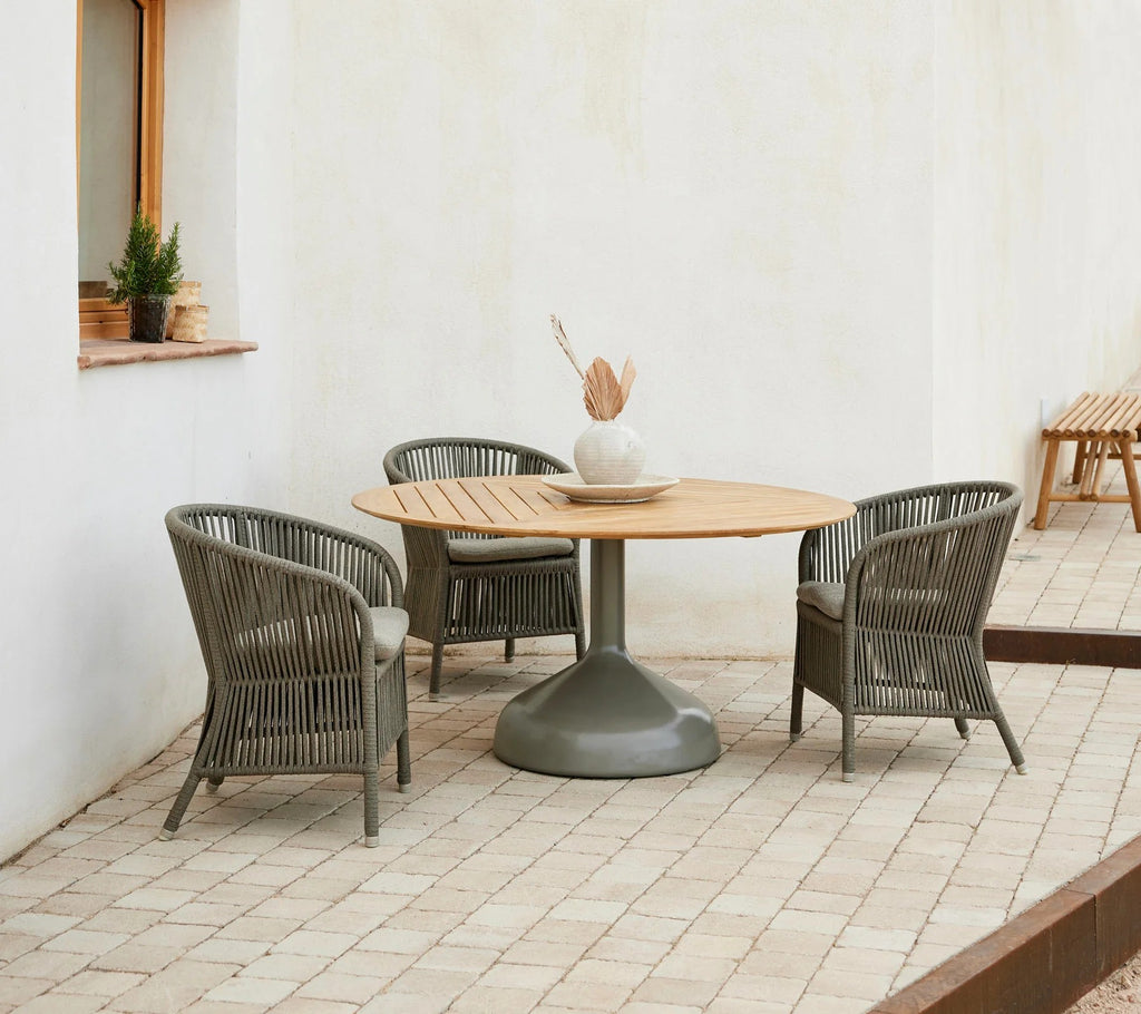 Cane-line Glaze Outdoor Dining Table Taupe Base and Teak Top
